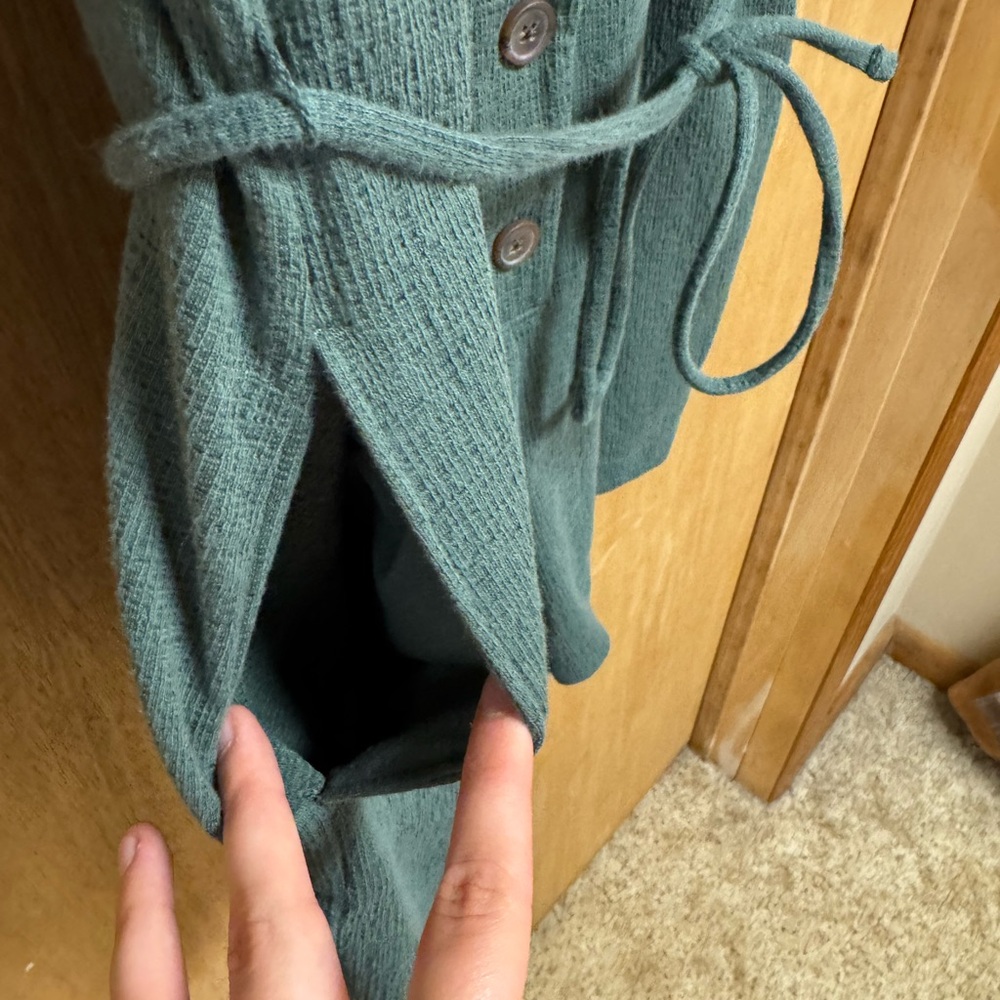 OLD NAVY Green Button-Up V-Neck Romper - Picture 3 of 8